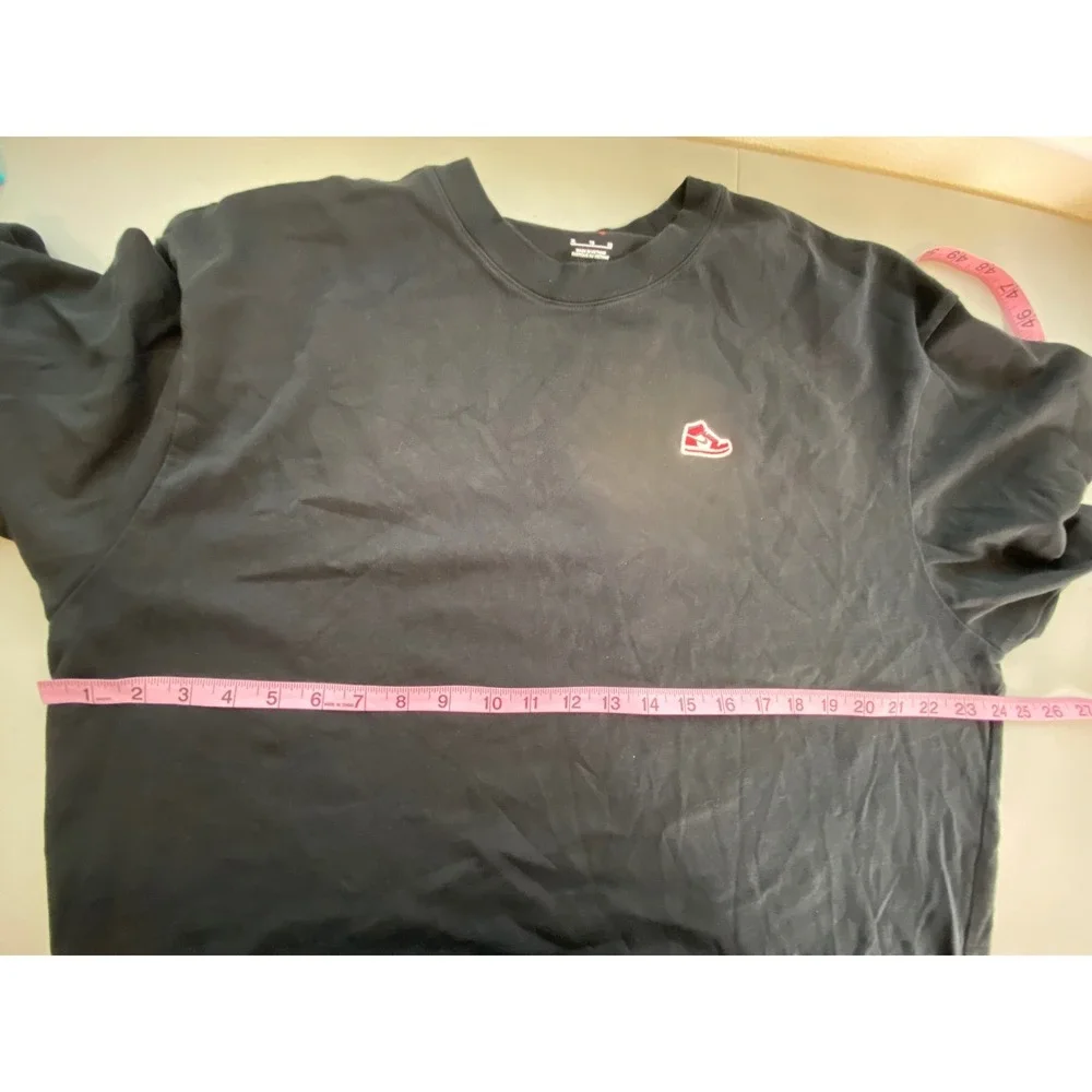 Jordan Mens XL Black T-Shirt Sneaker Patch Jumpman Logo Short Sleeve Tee